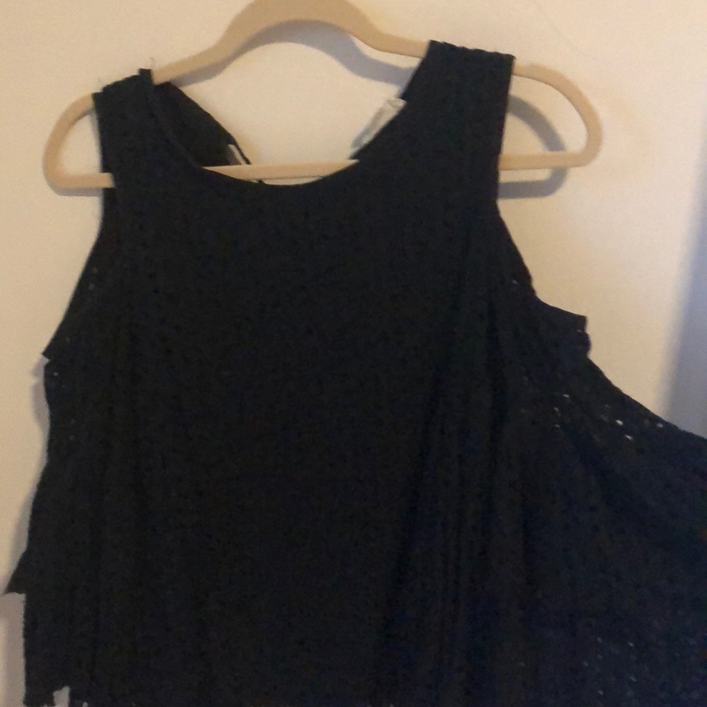 Long Sleeved Black-Patterned Blouse - image 1